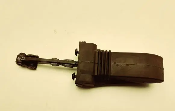 Volkswagen Jetta VI Front door check strap stopper 8T0837267