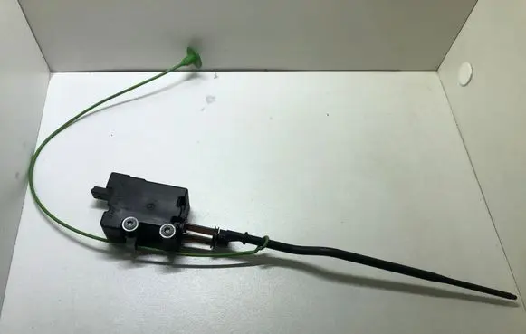 BMW 3 E90 E91 Fuel tank cap lock 6930764