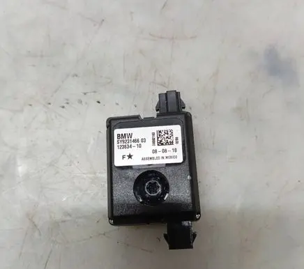 BMW M4 F82 F83 Aerial antenna amplifier 9231466 12363410