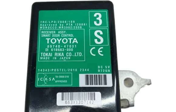 Toyota Prius (XW30) Door control unit/module 8974047031 61B663000