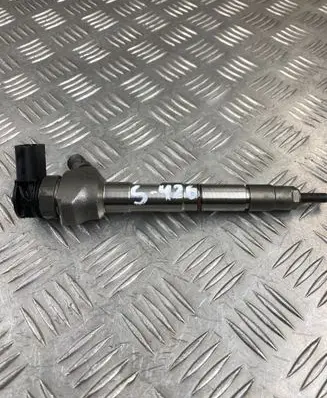 Audi A6 S6 C8 4K Fuel injector 05L130277M