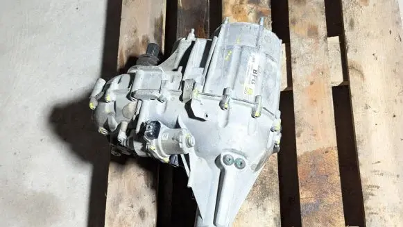Chevrolet Tahoe Gearbox transfer box case 85580976