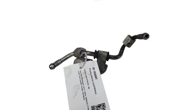 Nissan Juke I F15 Fuel injector supply line/pipe 