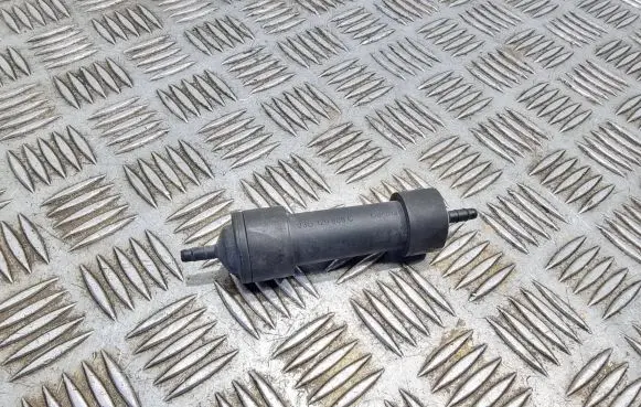 Vacuum air tank