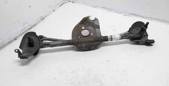 Toyota Yaris Front wiper linkage 181048