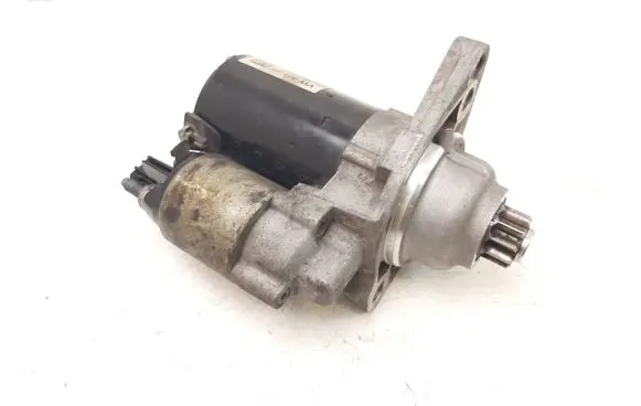 Volkswagen PASSAT CC Starter motor 02Z911023E 14032013