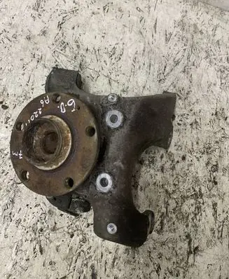 Audi A6 S6 C6 4F Rear wheel hub