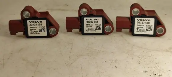 Volvo S40 Airbag deployment crash/impact sensor 30737138 8840A6 MRSA5