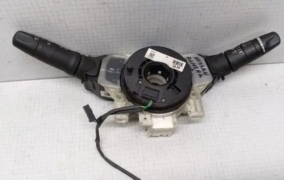 Nissan Almera Tino Wiper turn signal indicator stalk/switch 25540AV620 25260AV770