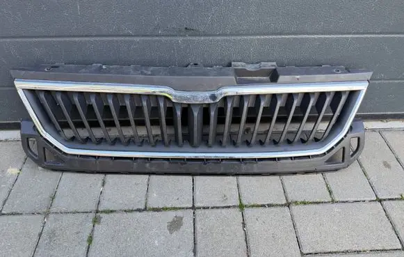 Skoda Citigo Front bumper upper radiator grill 1ST853653