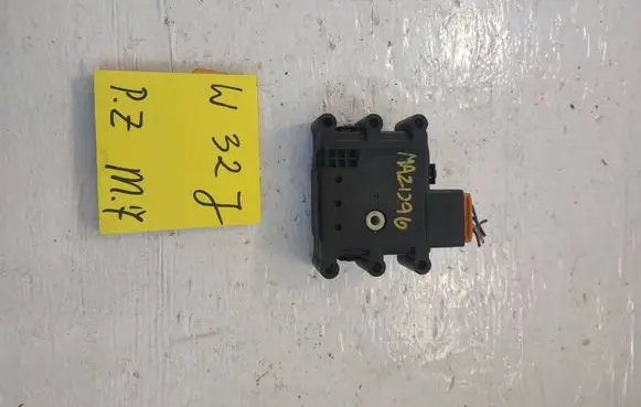 Mazda 6 Air flap motor/actuator 6X26Z