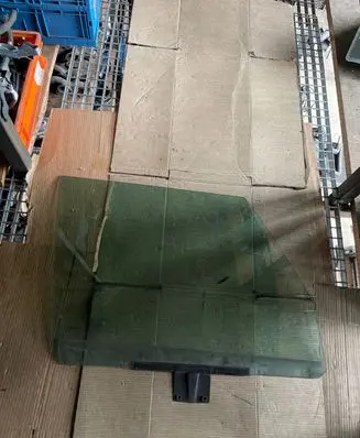 Renault Espace II Front door window glass four-door