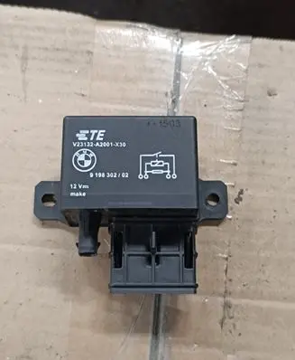 BMW X5 F15 Coolant fan relay 9198302