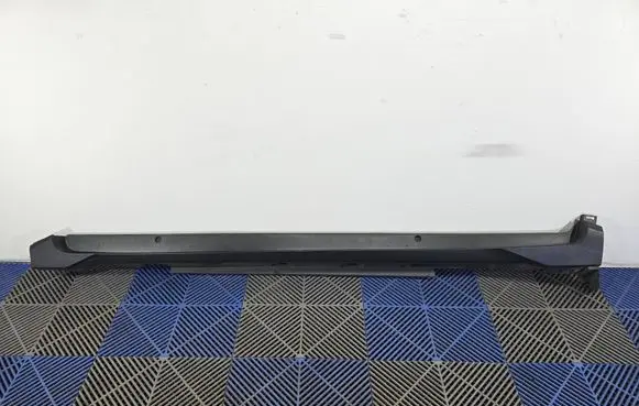 Toyota C-HR I Sill 