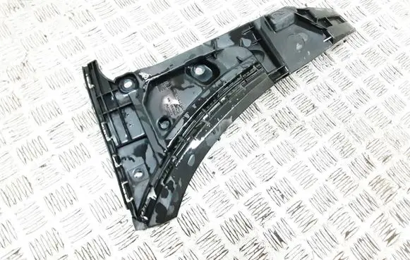 Volvo XC90 Front bumper mounting bracket 30698129