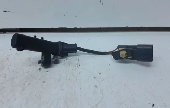 Jaguar XF X250 Crankshaft position sensor 4R806C315AF