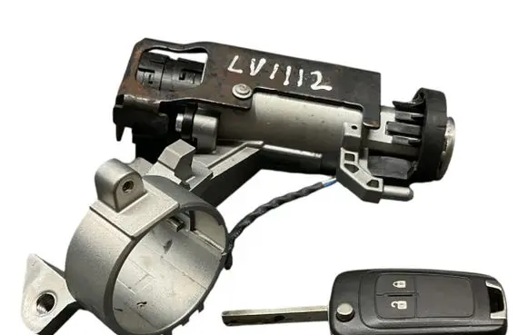 Opel Mokka Ignition lock 13383062