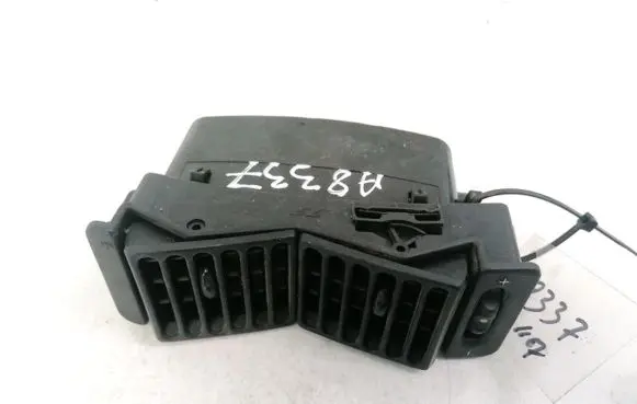 Citroen Xantia Dash center air vent grill 9610618277 222768