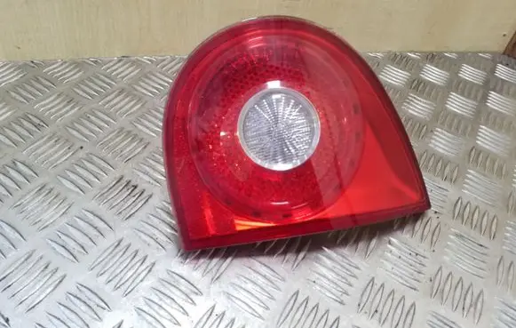 Volkswagen Golf V Tailgate rear/tail lights 1K6945094G 89031778 89032475