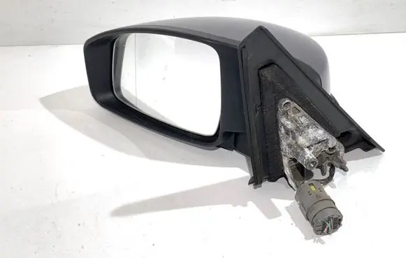 Front door electric wing mirror