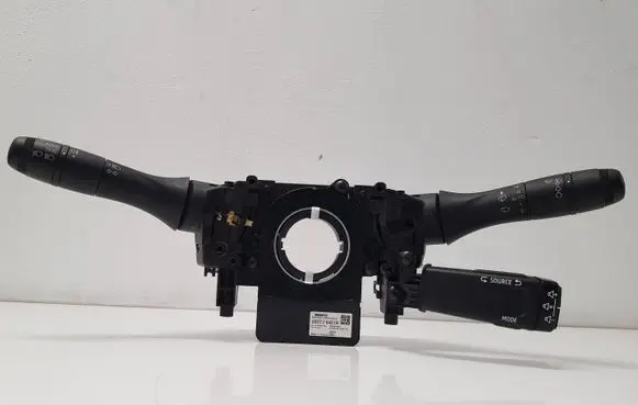 Renault Arkana Wiper turn signal indicator stalk/switch 255670790R 285T36451R