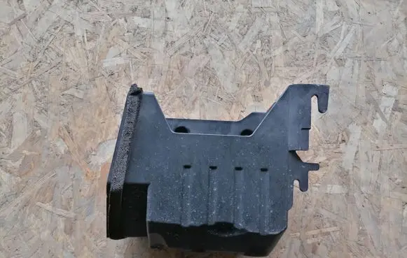 Volvo XC90 Battery box tray 31651454