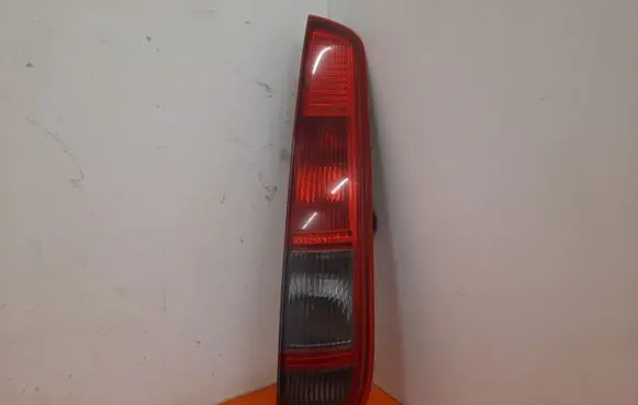 Ford Focus C-MAX Rear/tail lights 4M51-13N004C