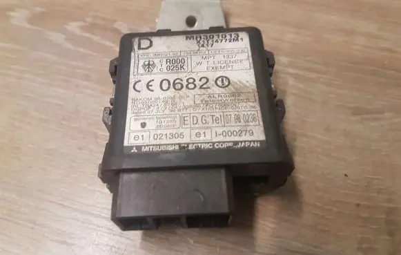 Mitsubishi Pajero Sport I Other control units/modules MR301013 X1T14772M1
