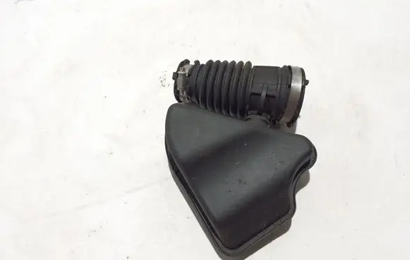 Dacia Sandero III Air intake duct part 165765FF0A