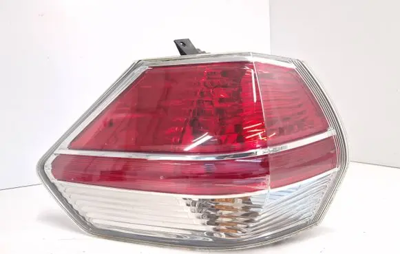 Nissan X-Trail T32 Rear/tail lights