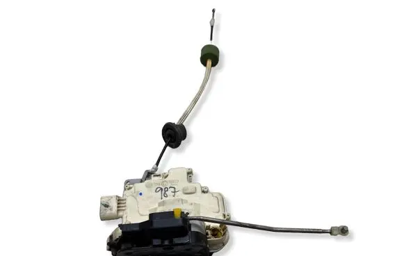 Audi A6 S6 C6 4F Front door lock 4F1837015E