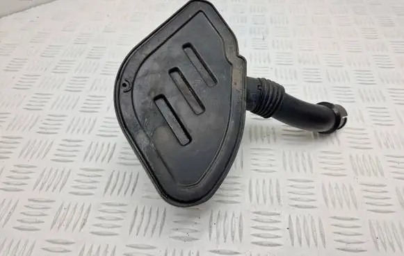 Renault Espace IV Intake resonator 8200472602