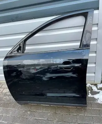 Jaguar E-Pace Front door