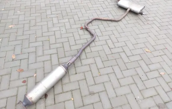 Ford Focus Muffler/silencer 82563654