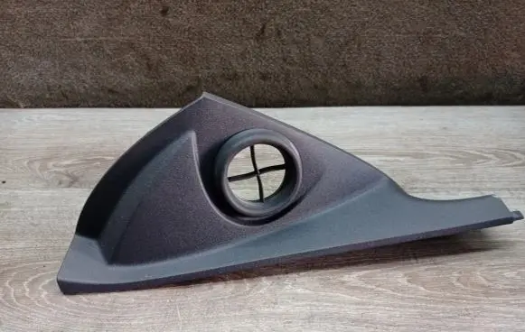 Dashboard side end trim