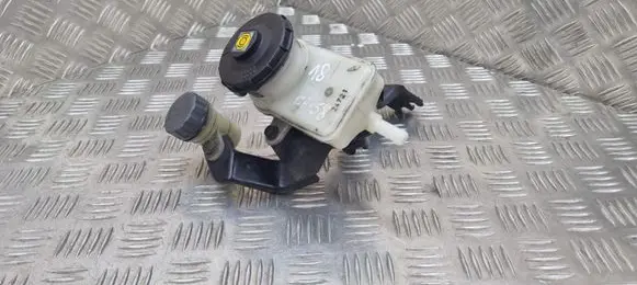 Honda CR-V Brake fluid reservoir 0204255770