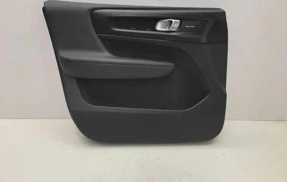 Volvo XC40 Front door card panel trim 32282668 32282660