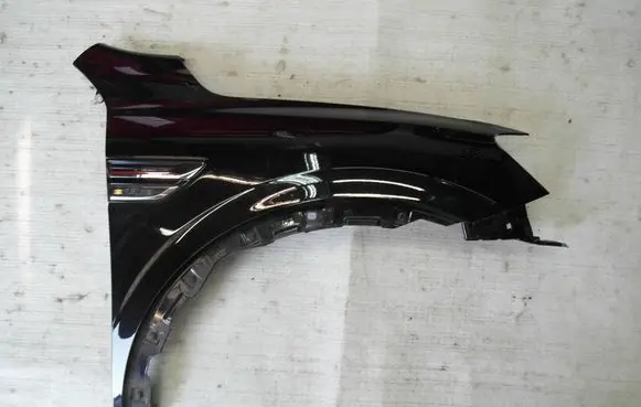 Renault Arkana Fender 631005451R