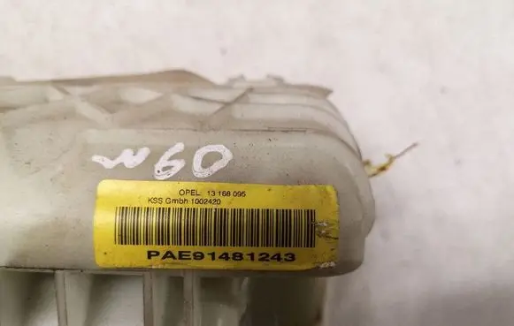 Opel Astra H Passenger airbag 13168095 1002420 PAE91481243