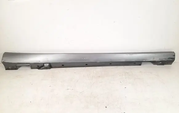 Mercedes-Benz E W212 Sill A2126900840