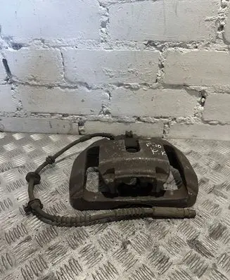 BMW 5 F10 F11 Front brake caliper 6791919