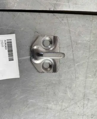 Volvo XC90 Rear door lock loop/hook striker 31391833 30699650 31462867