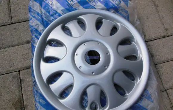 Fiat Bravo - Brava R14 wheel hub/cap/trim 46529880