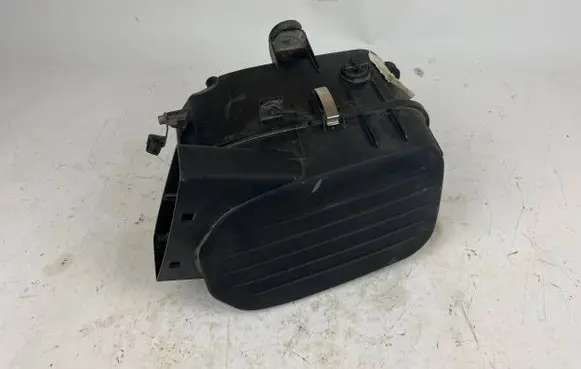 Maserati Levante Air filter box 670101256