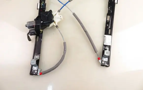 Ford B-MAX Front door window regulator with motor AV1114553L4