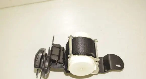 BMW 2 F45 Middle seatbelt (rear) 7469264 72117469264 7479290