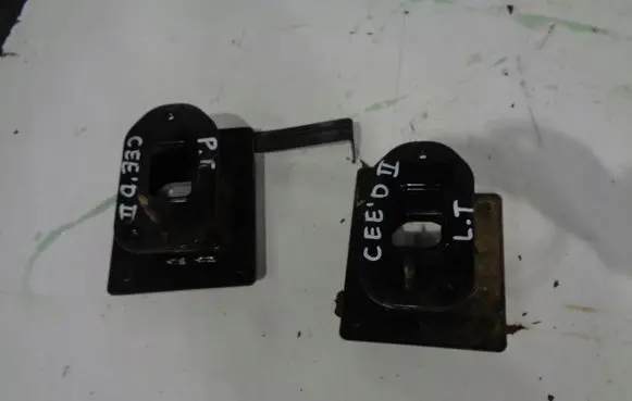 KIA Ceed Rear shock/impact absorber stay/bar 