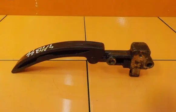 Audi A3 S3 8P Timing belt/chain tensioner 021109467