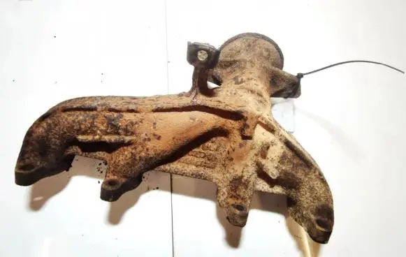 Volkswagen Jetta II Exhaust manifold