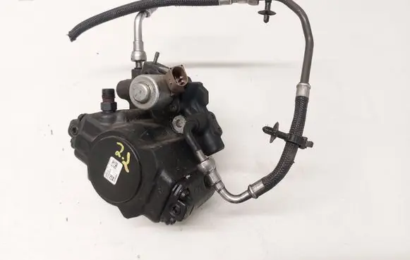 Opel Antara Fuel injection high pressure pump 28286124 25184341